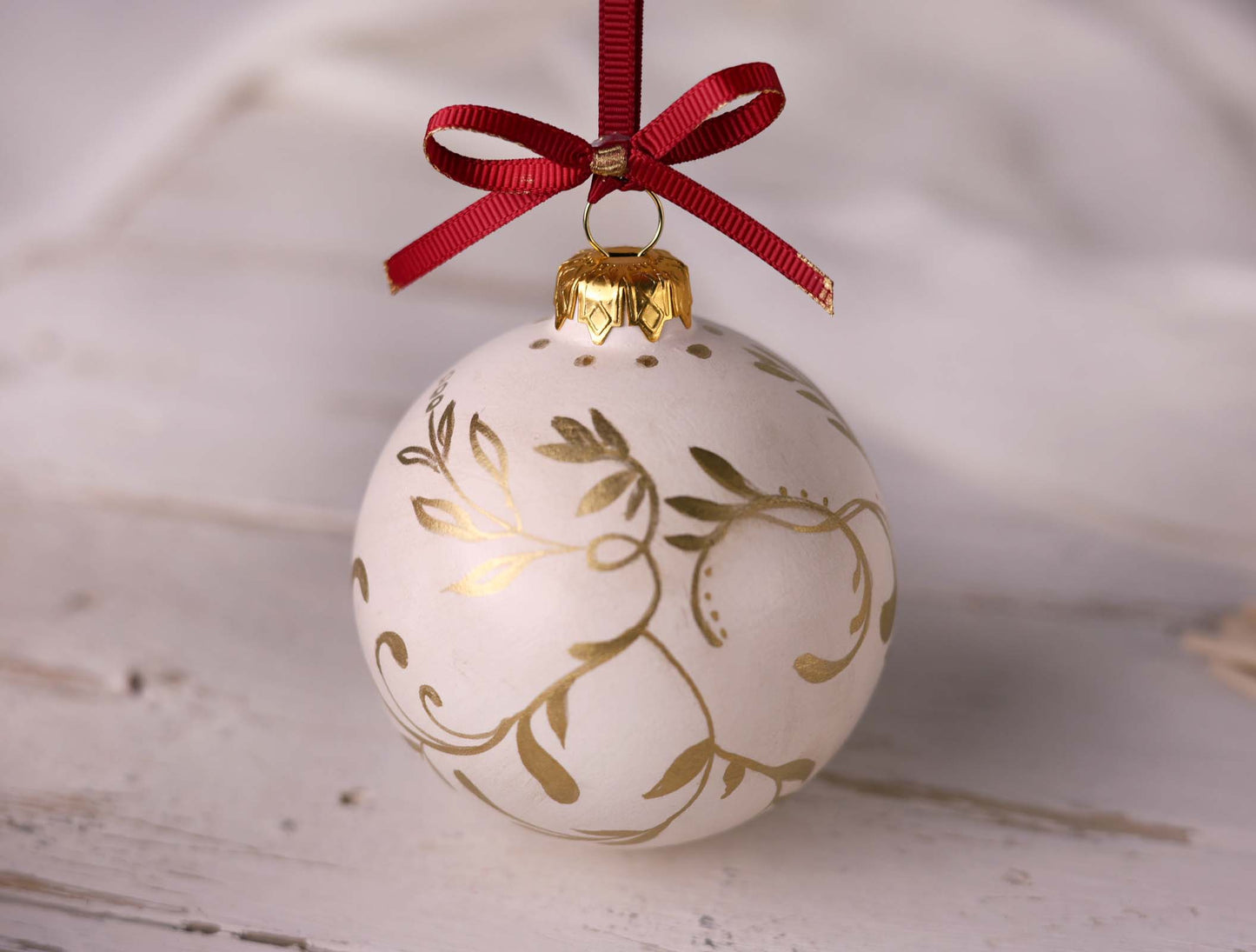 Pallina di Natale decorata